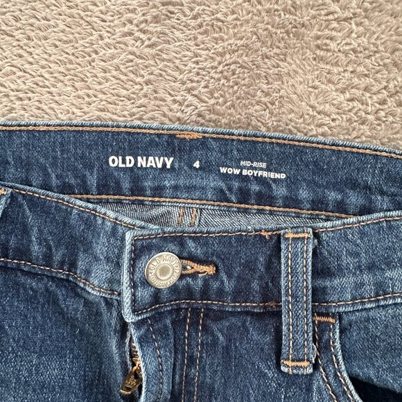 Old Navy Wow Boyfriend Mid Rise Jeans Women's size 27 4 Non-Distressed - Picture 3 of 8